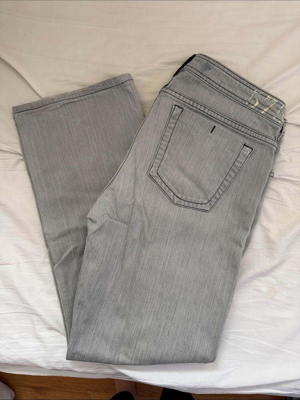 Men’s 575 Straight Gray Jeans — Classic Straight Fit